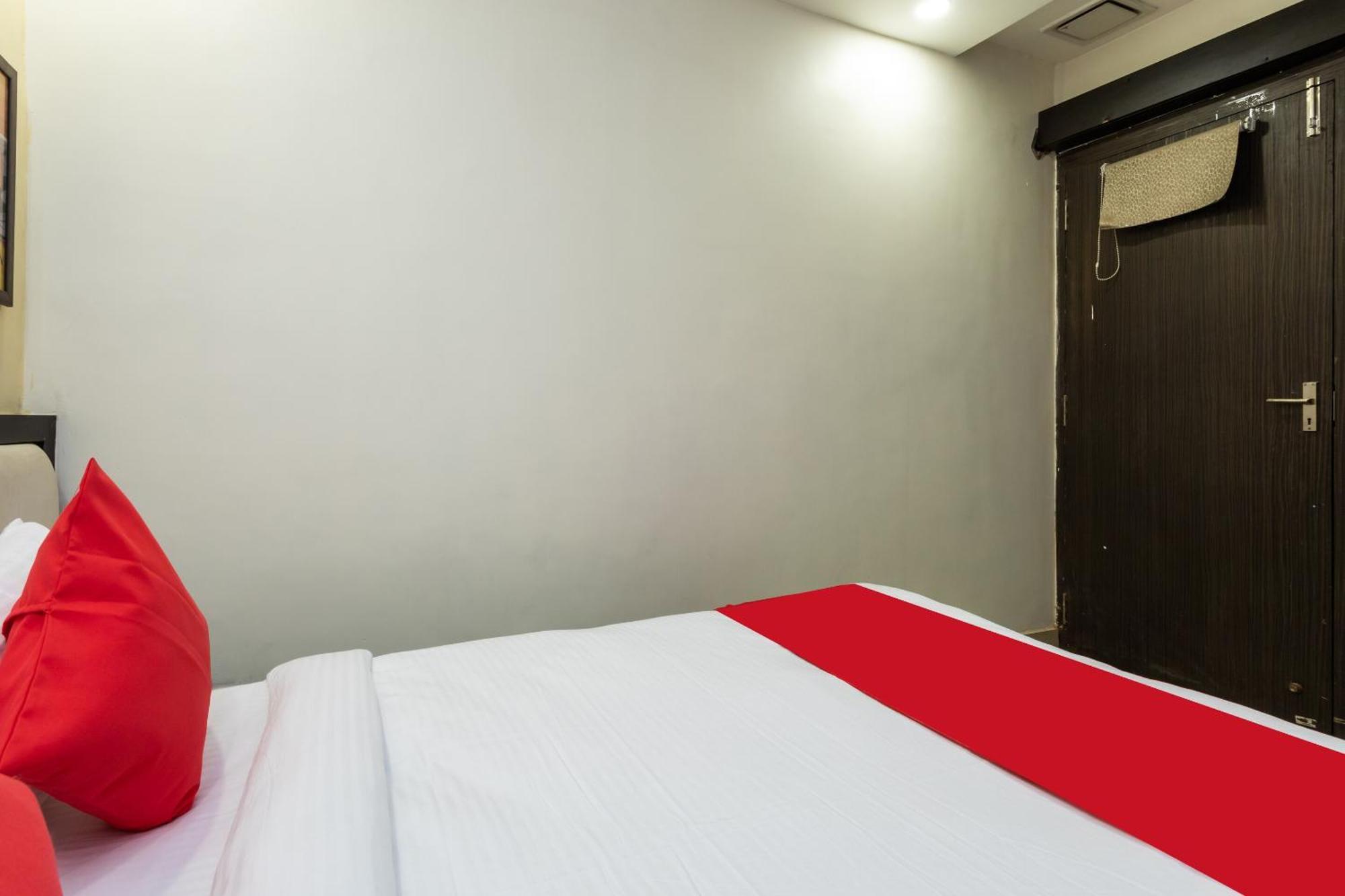 Spot On Hotel Trishla Bhopal Eksteriør billede