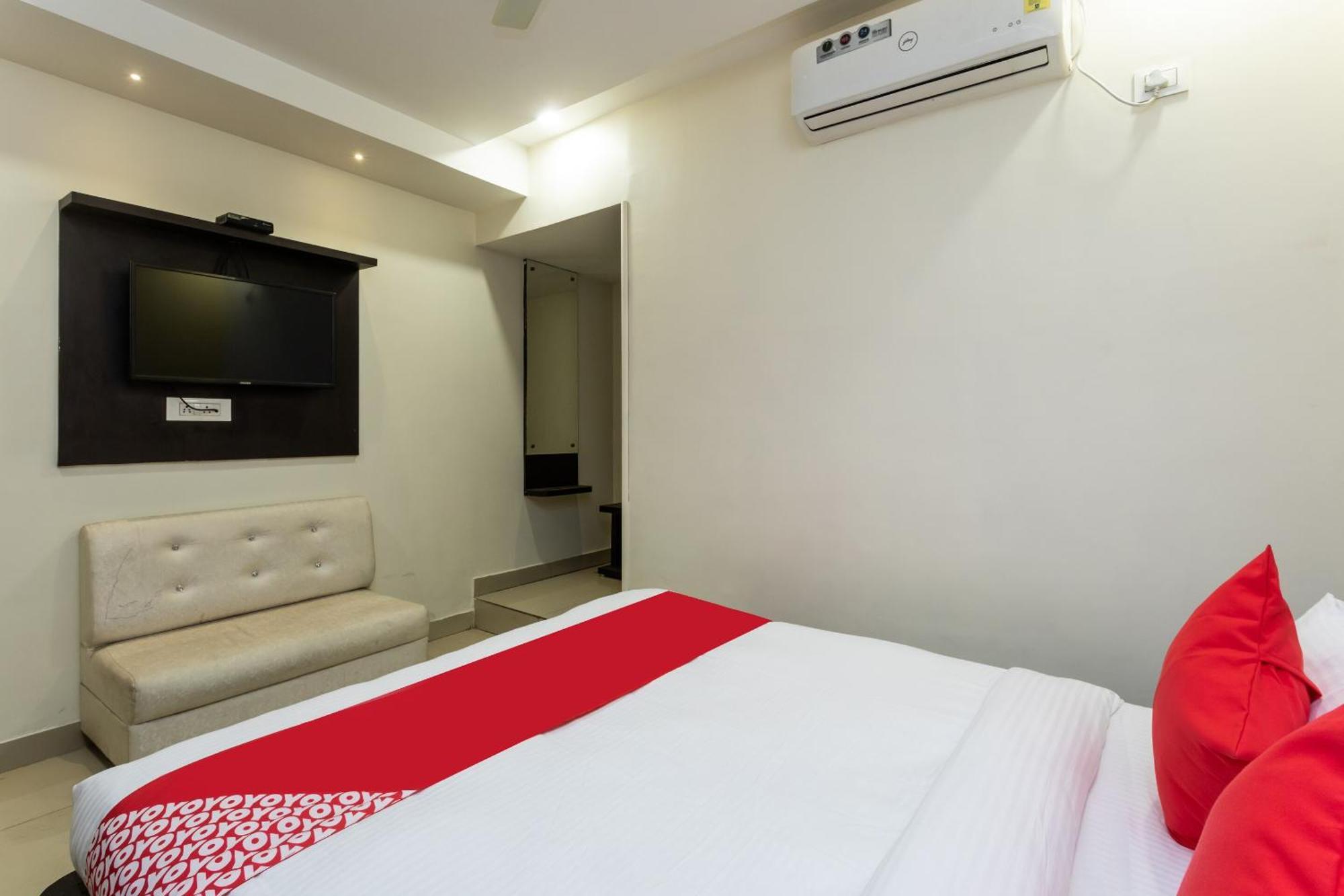 Spot On Hotel Trishla Bhopal Eksteriør billede